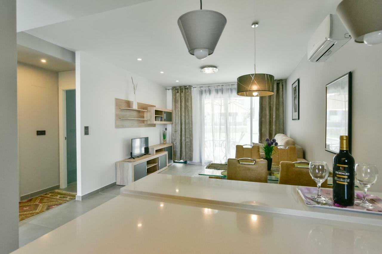 דירות טורבייחה Oasis Beach IX Puntaprima מראה חיצוני תמונה