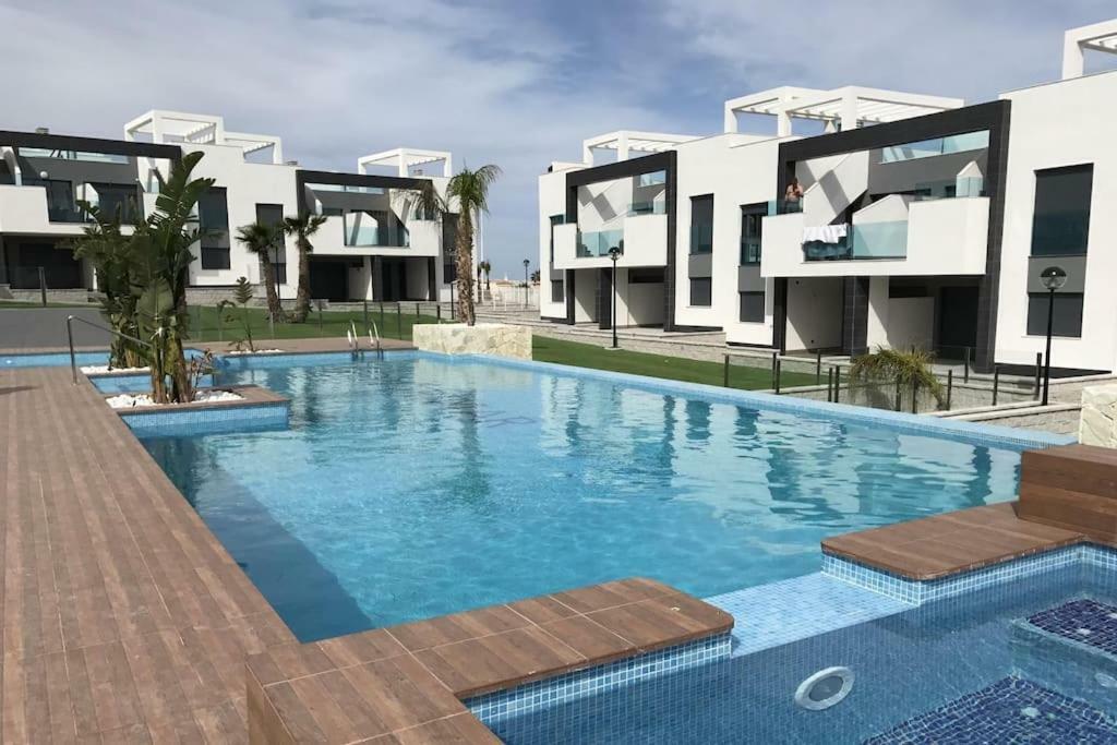 דירות טורבייחה Oasis Beach IX Puntaprima מראה חיצוני תמונה